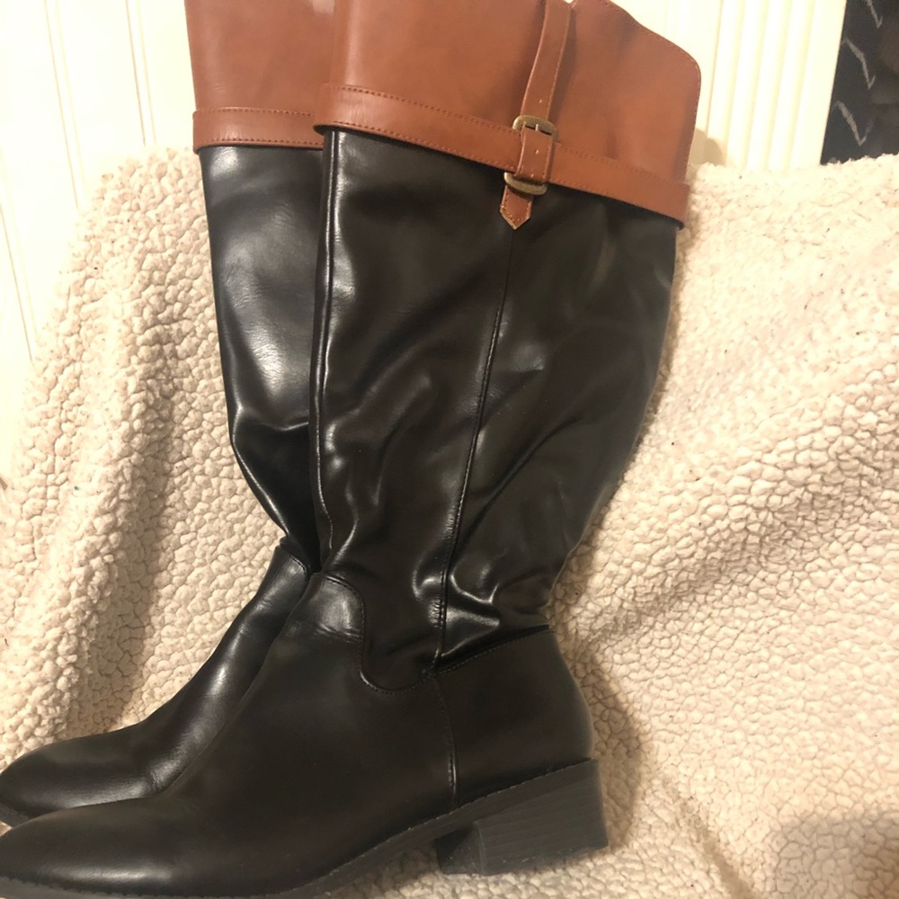 Black boots